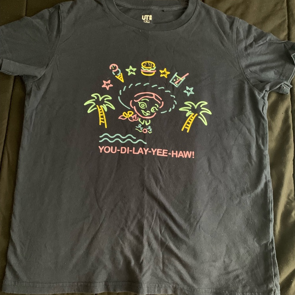 UNIQLO JESSIE TOY STORY TSHIRT WOMENS
